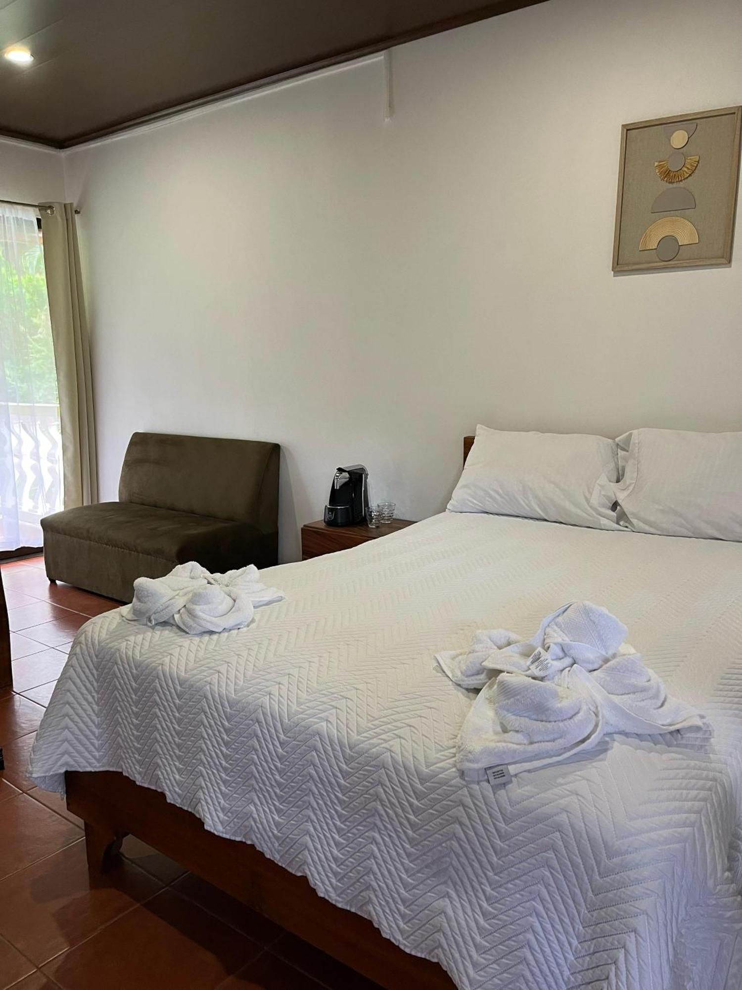 Hotel Y Restaurante El Paramo San Rafael  エクステリア 写真