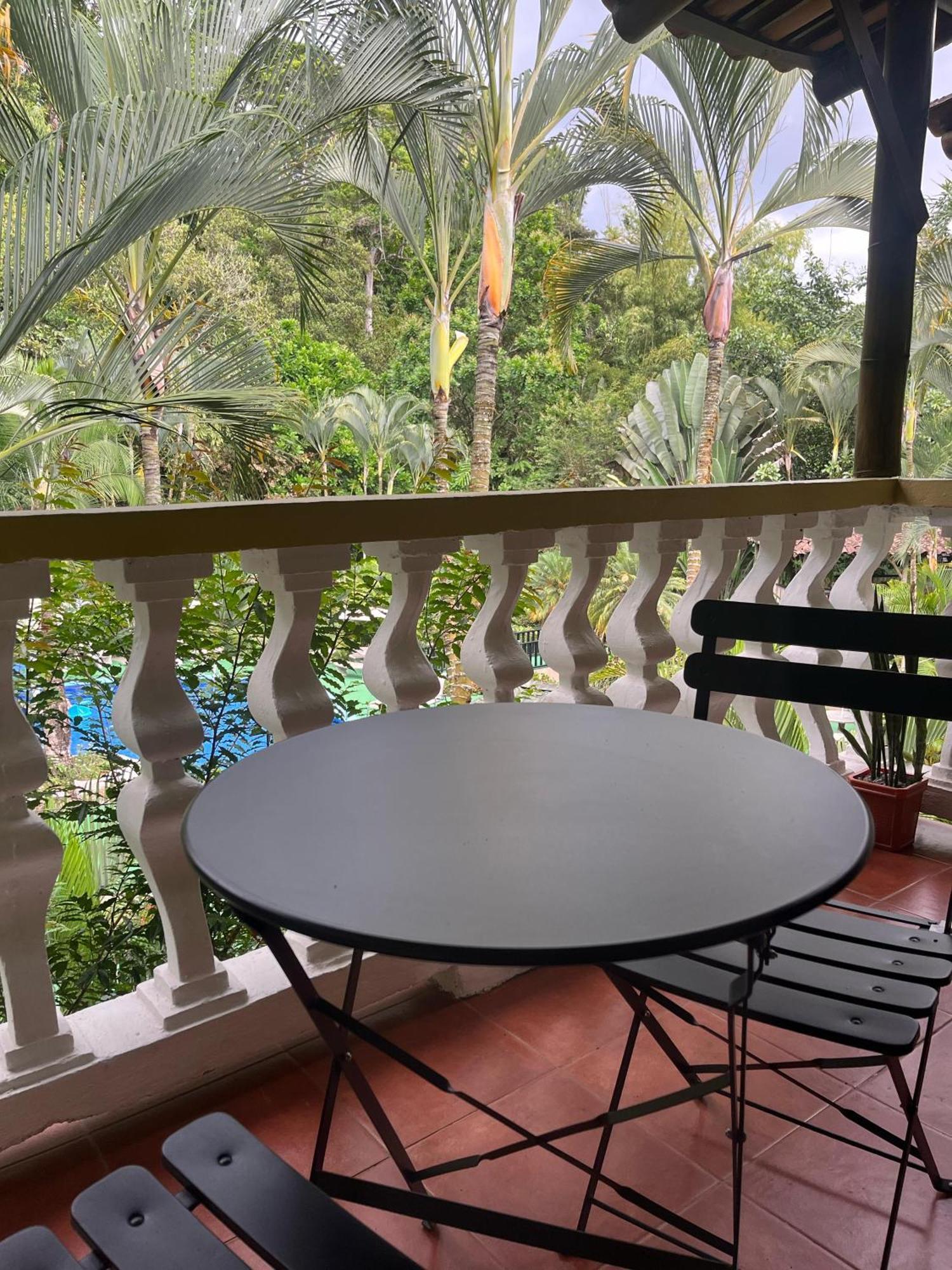 Hotel Y Restaurante El Paramo San Rafael  エクステリア 写真