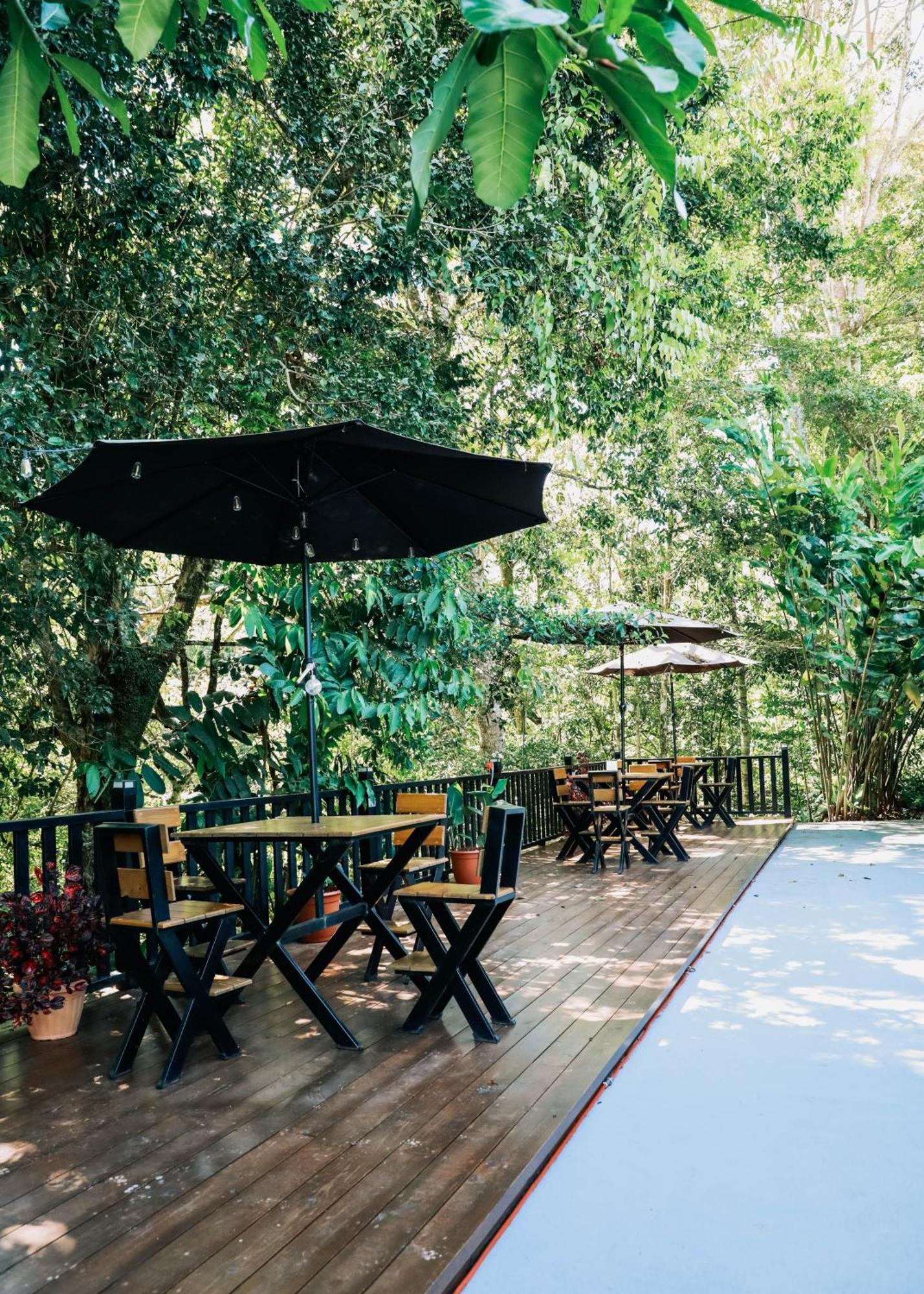 Hotel Y Restaurante El Paramo San Rafael  エクステリア 写真